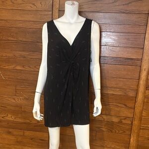 Love & Legend Black V-Neck Tank Top